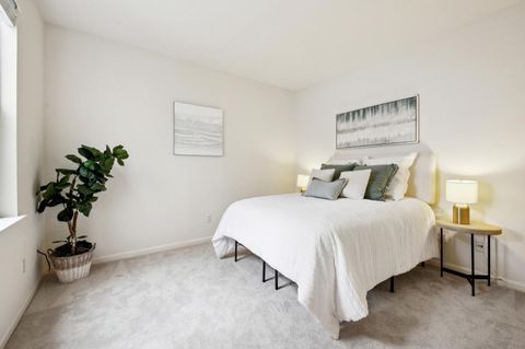 Tiny photo for 860 Meridian Bay Lane #243, FOSTER CITY, CA 94404 (MLS # ML82036341)