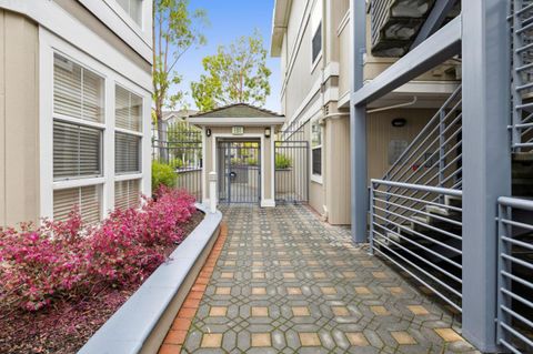 Tiny photo for 860 Meridian Bay Lane #243, FOSTER CITY, CA 94404 (MLS # ML82036341)