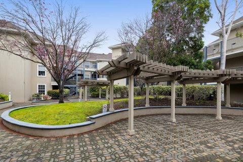 Tiny photo for 860 Meridian Bay Lane #243, FOSTER CITY, CA 94404 (MLS # ML82036341)