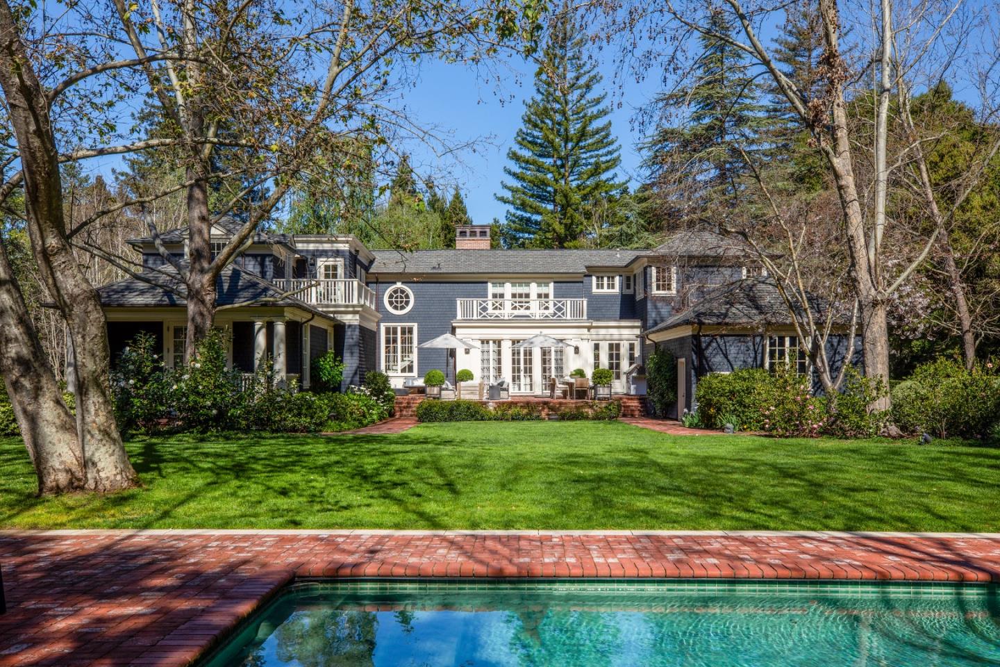 192 Fair Oaks Lane