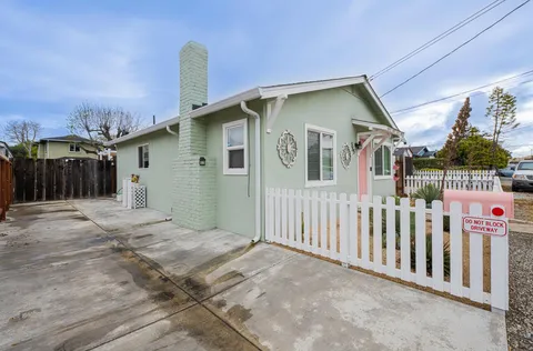 555 Williams Avenue, Seaside, CA 93955 - #: ML82000500