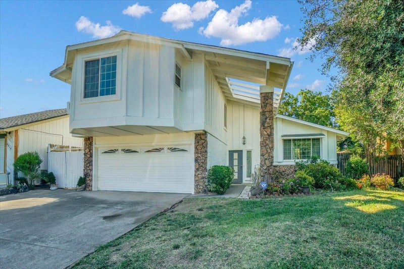 6308 Hillsdale Boulevard