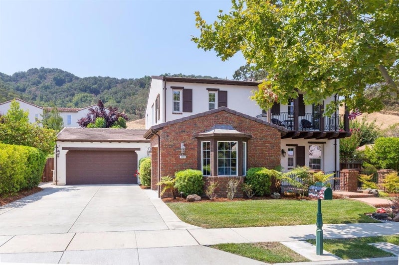 7121 Eagle Ridge Drive
