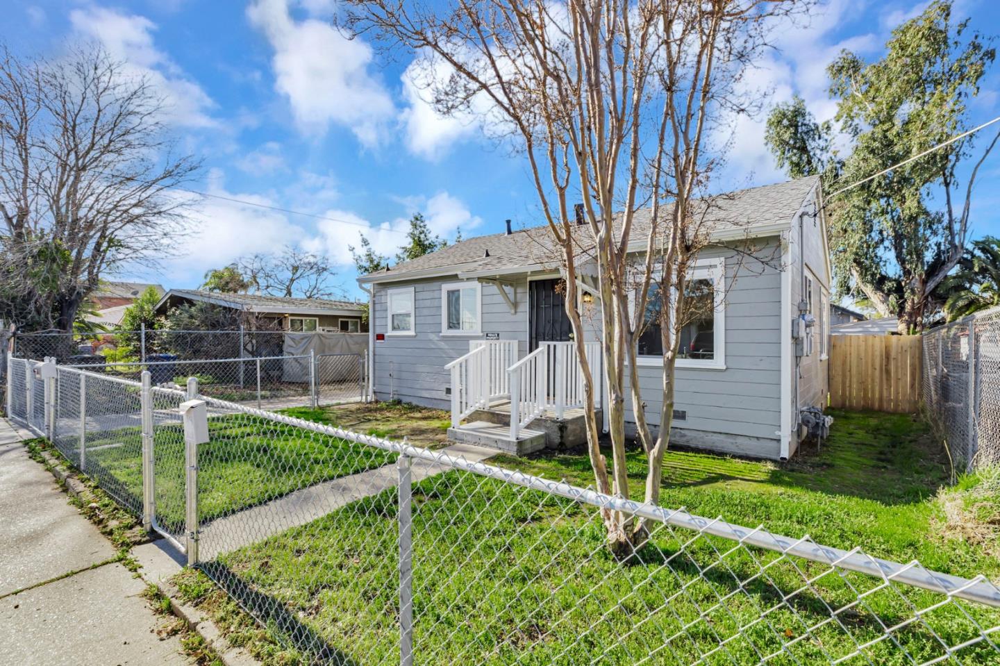 2343 Erickson Street