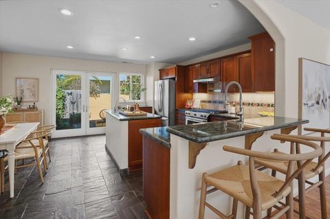 Tiny photo for 980 30th Avenue, SANTA CRUZ, CA 95062 (MLS # ML82032362)