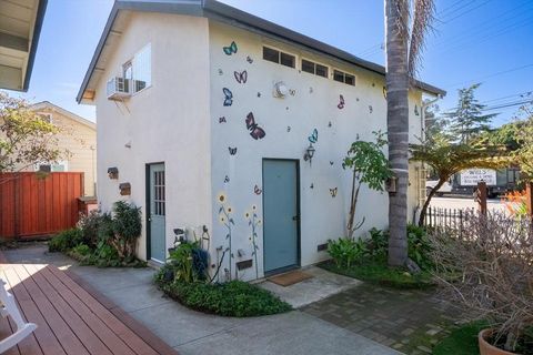 Tiny photo for 980 30th Avenue, SANTA CRUZ, CA 95062 (MLS # ML82032362)