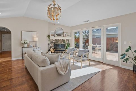 Tiny photo for 980 30th Avenue, SANTA CRUZ, CA 95062 (MLS # ML82032362)