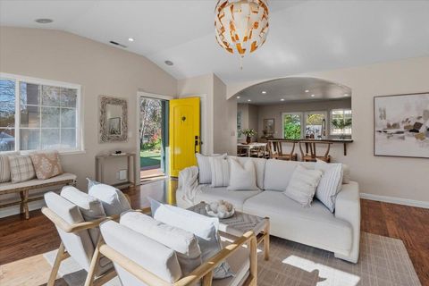 Tiny photo for 980 30th Avenue, SANTA CRUZ, CA 95062 (MLS # ML82032362)