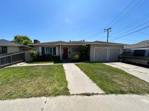 14 Madonna Drive, Salinas, CA 93906 - #: ML82046254