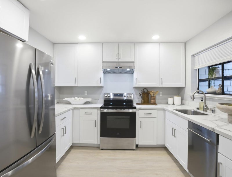 333 Hickey Boulevard 304