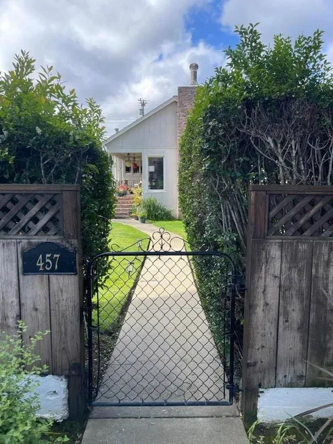 457 Commercial Avenue, South San Francisco, CA 94080 - #: ML82044748
