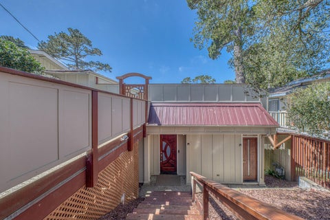 Photo of 1104 Austin Avenue, PACIFIC GROVE, CA 93950 (MLS # ML82056075)