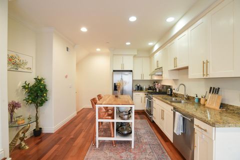Photo of 1137 Paloma Avenue #E, BURLINGAME, CA 94010 (MLS # ML82022849)