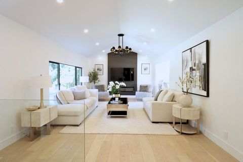 Photo of 230 Westchester Drive, LOS GATOS, CA 95032 (MLS # ML82037765)