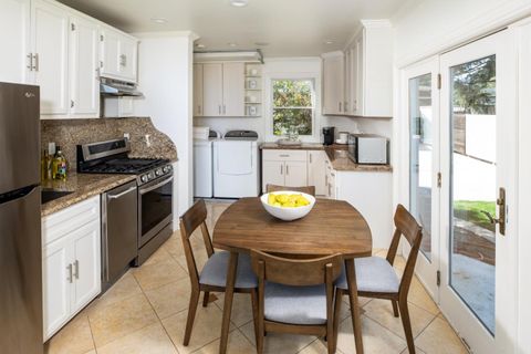 Tiny photo for 253 Fremont AVE, Los Altos, CA 94024 (MLS # ML82053741)