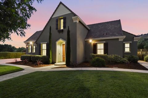Tiny photo for 2005 Alicante Place, MORGAN HILL, CA 95037 (MLS # ML82044616)