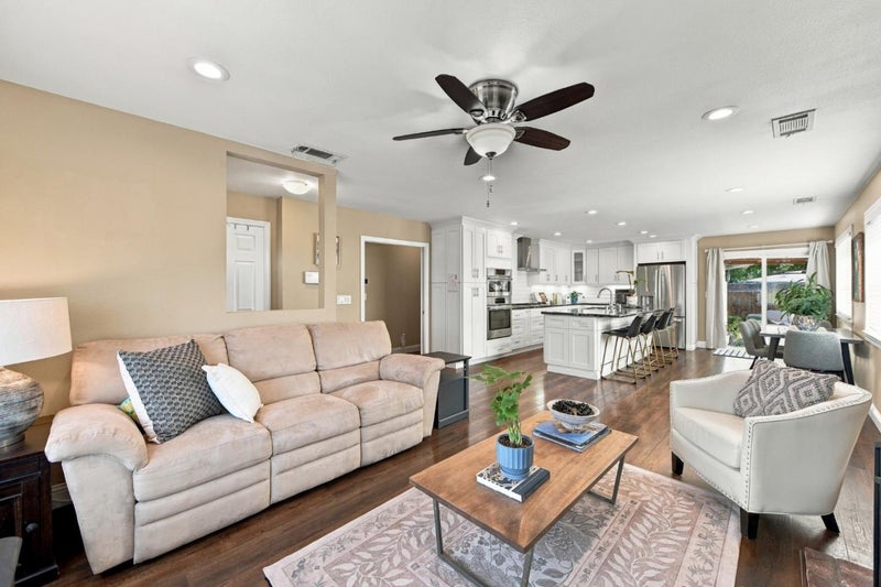 1582 Starlite Drive