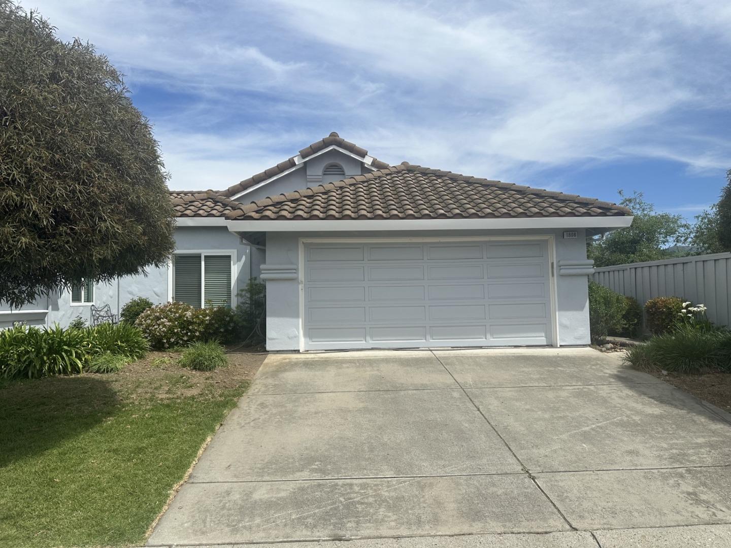 1808 Pinecone CT
