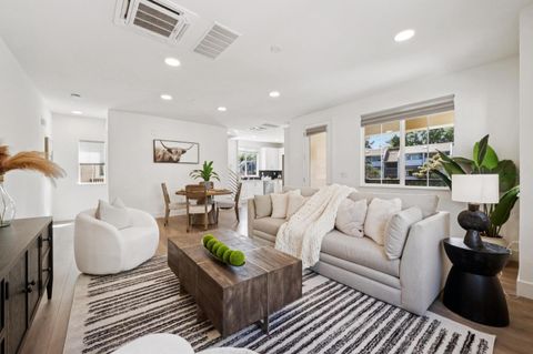 Tiny photo for 663 Alamo Court, MOUNTAIN VIEW, CA 94043 (MLS # ML82043148)