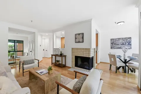 4250 El Camino Real Unit B120, Palo Alto, CA 94306 - #: ML82046524