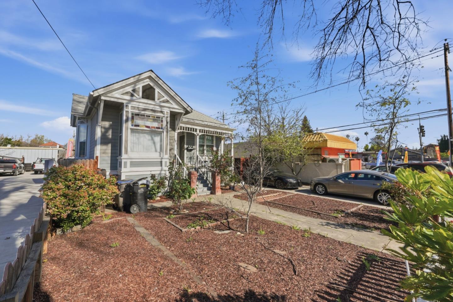 1090 South 7th Street