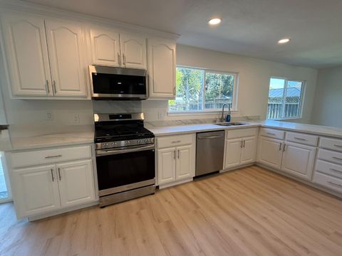 Tiny photo for 5054 Howes Lane, SAN JOSE, CA 95118 (MLS # ML82052972)