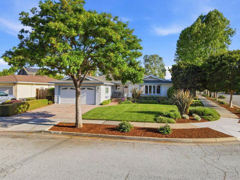 Tiny photo for 1670 Andalusia Way, SAN JOSE, CA 95125 (MLS # ML82043020)