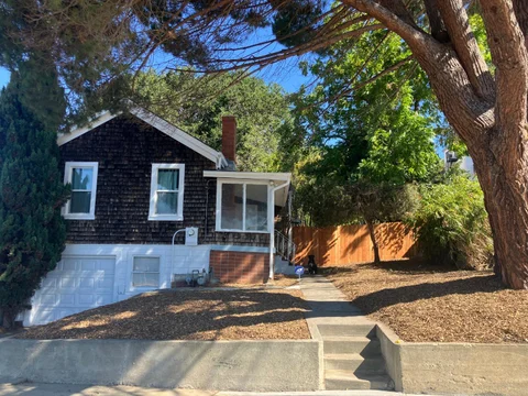 MLS: ML82059237