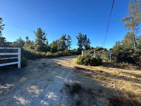Photo of 10001 West Drive, FELTON, CA 95018 (MLS # ML82039143)
