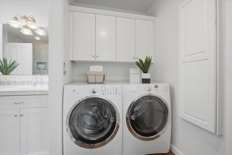 Tiny photo for 13698 Manteca Way, SARATOGA, CA 95070 (MLS # ML82054013)