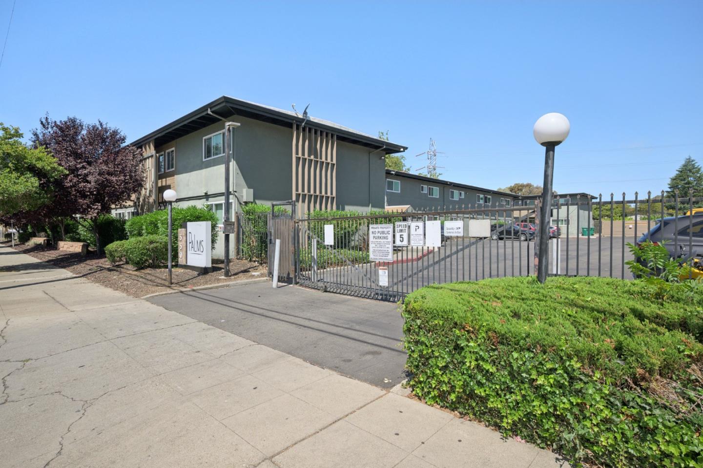 550 Berry Avenue