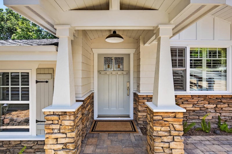 63 Ridge Court