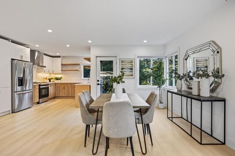 Tiny photo for 3332 Victor Avenue, OAKLAND, CA 94602 (MLS # ML82022908)