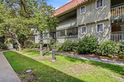 217 Kiely Boulevard B SANTA CLARA CA 95051