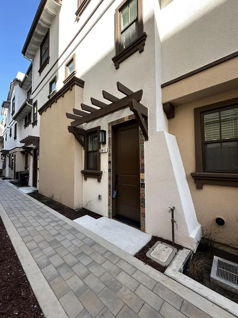 MLS: ML82003444