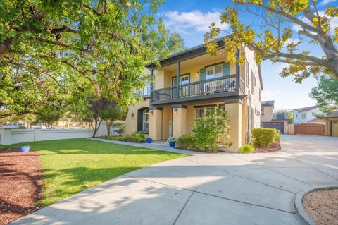 Photo of 16895 Cabernet Court, MORGAN HILL, CA 95037 (MLS # ML82024121)