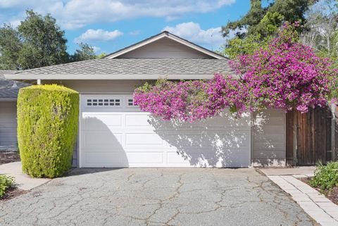 Photo of 997 Ilima Way, Palo Alto, CA 94306 (MLS # ML82040698)