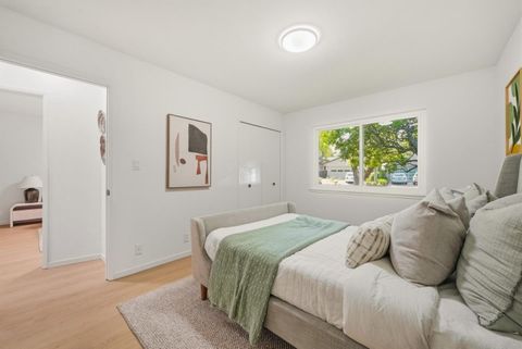 Tiny photo for 997 Ilima Way, Palo Alto, CA 94306 (MLS # ML82040698)