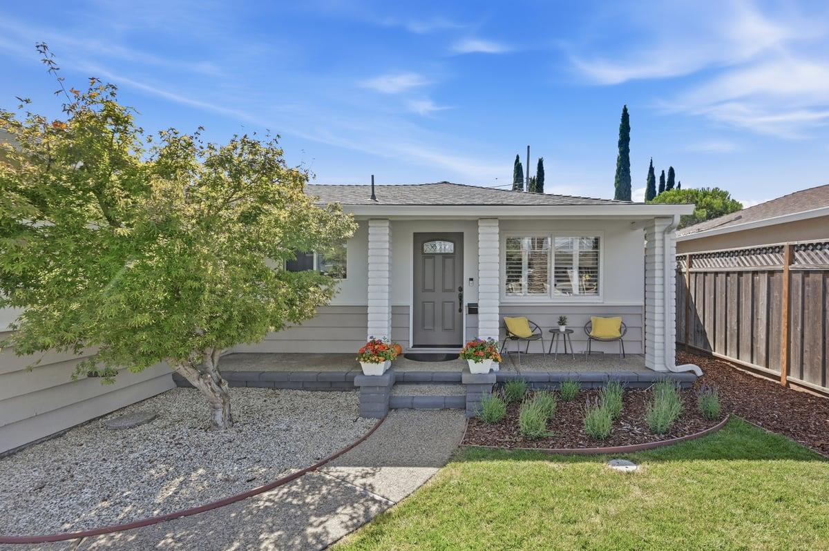 1642 Orchard View Drive