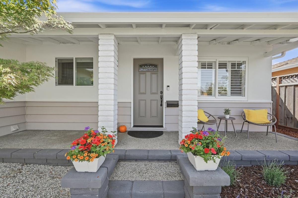 1642 Orchard View Drive