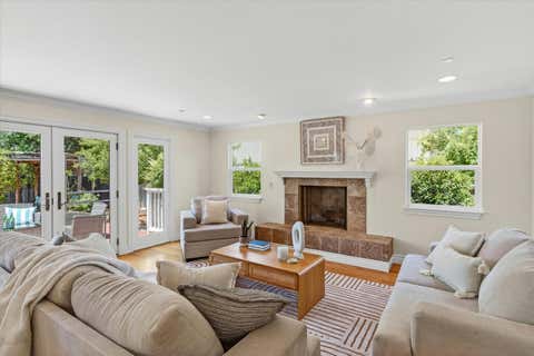 Photo of Mountain View, CA 94040 (MLS # ML82058333)