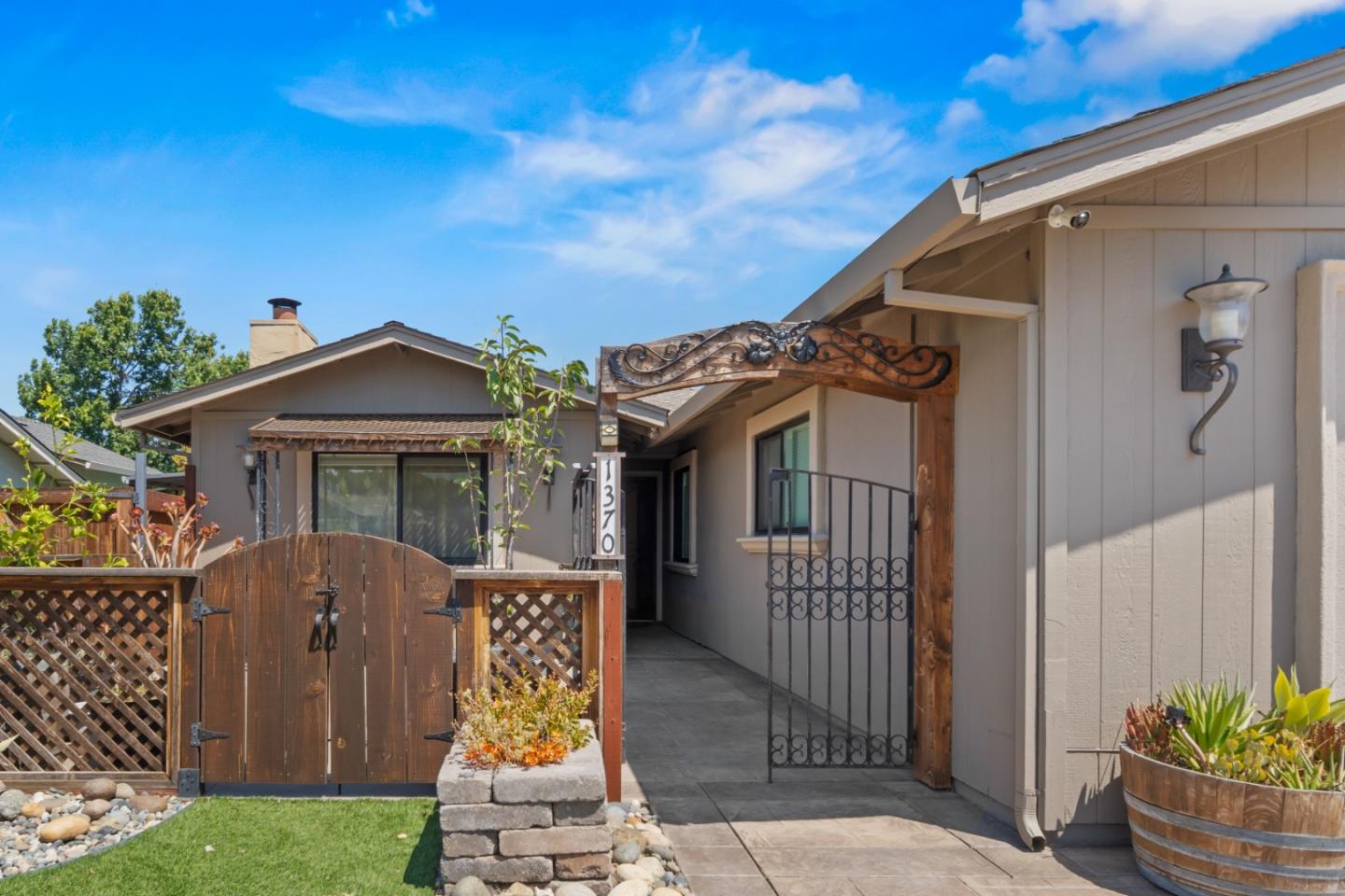 1370 Matador Drive