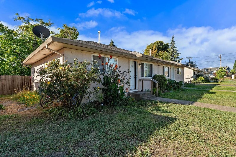 1704 Dutton Avenue