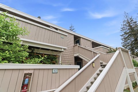 Photo of 500 W Middlefield Road #41, MOUNTAIN VIEW, CA 94043 (MLS # ML82041479)