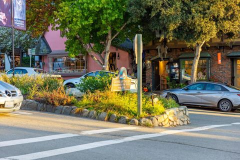 Tiny photo for 25805 Carmel Knolls Dr, CARMEL, CA 93923 (MLS # ML82025594)