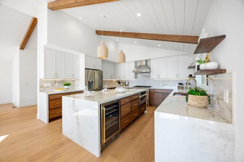 Tiny photo for 25805 Carmel Knolls Dr, CARMEL, CA 93923 (MLS # ML82025594)