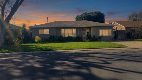 Photo of 2416 Roble Avenue, MODESTO, CA 95354 (MLS # ML82040896)