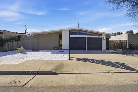 Photo of 1622 Eleanor Drive, SAN MATEO, CA 94402 (MLS # ML82030691)