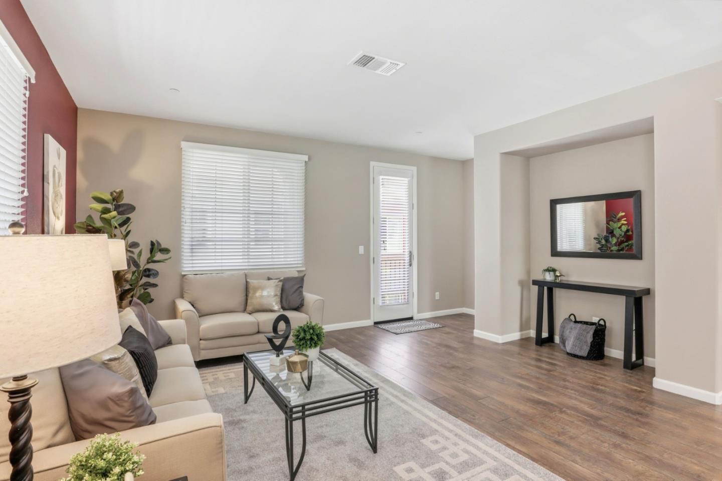 57 Regency Place