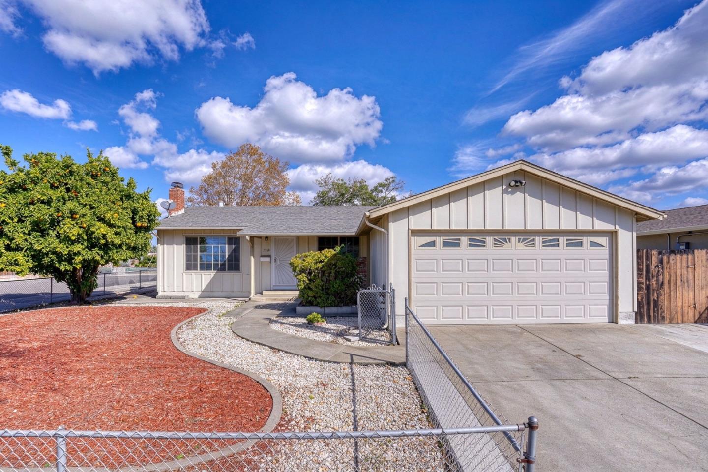 36612 Lakewood Drive